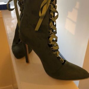 Sexy gladiator shoes